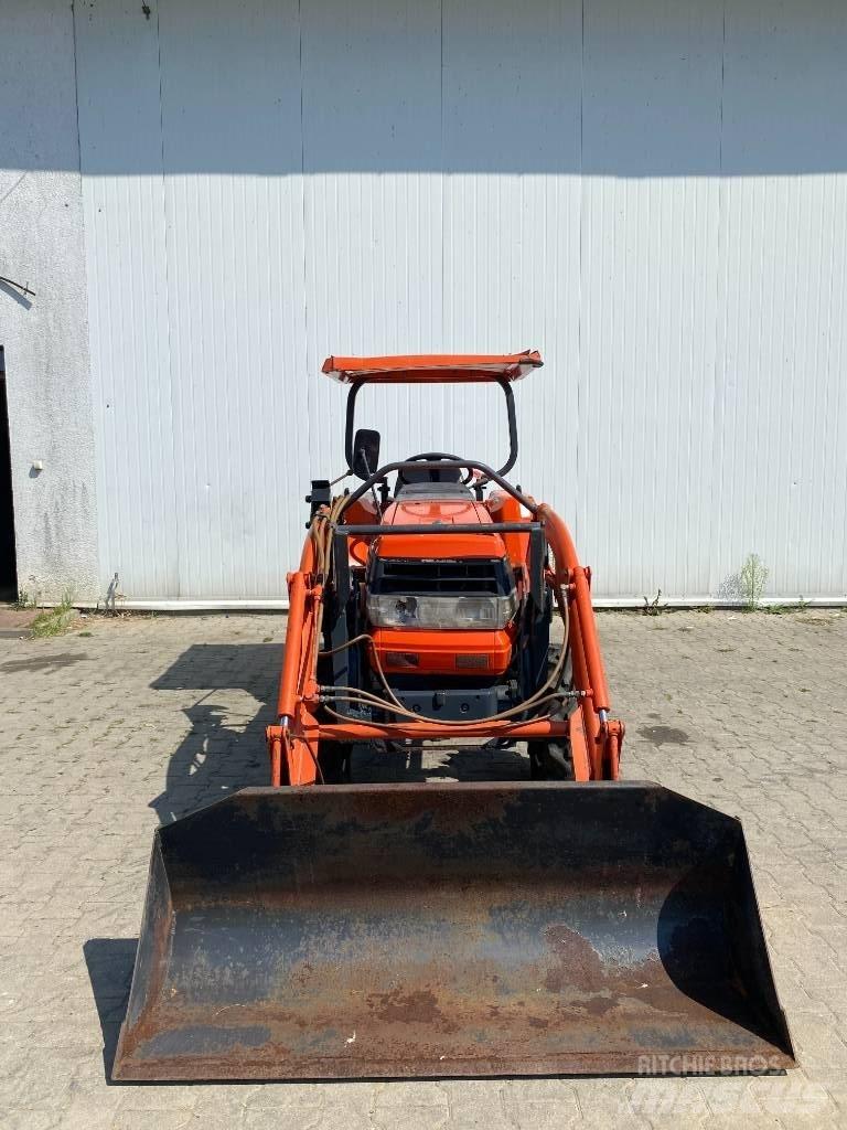 Kubota GL240+tur Manji traktori