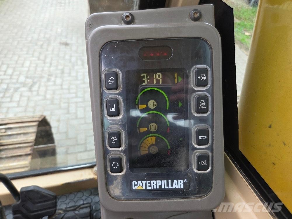 CAT 320BL Bageri guseničari