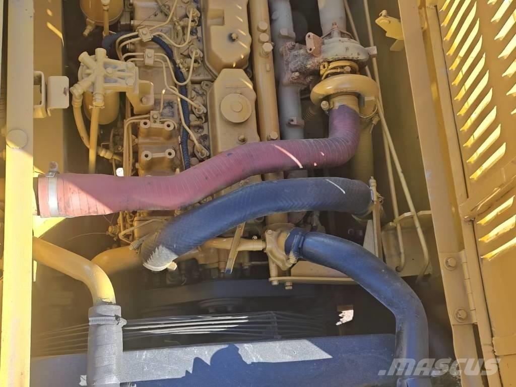 CAT 320 Bageri guseničari