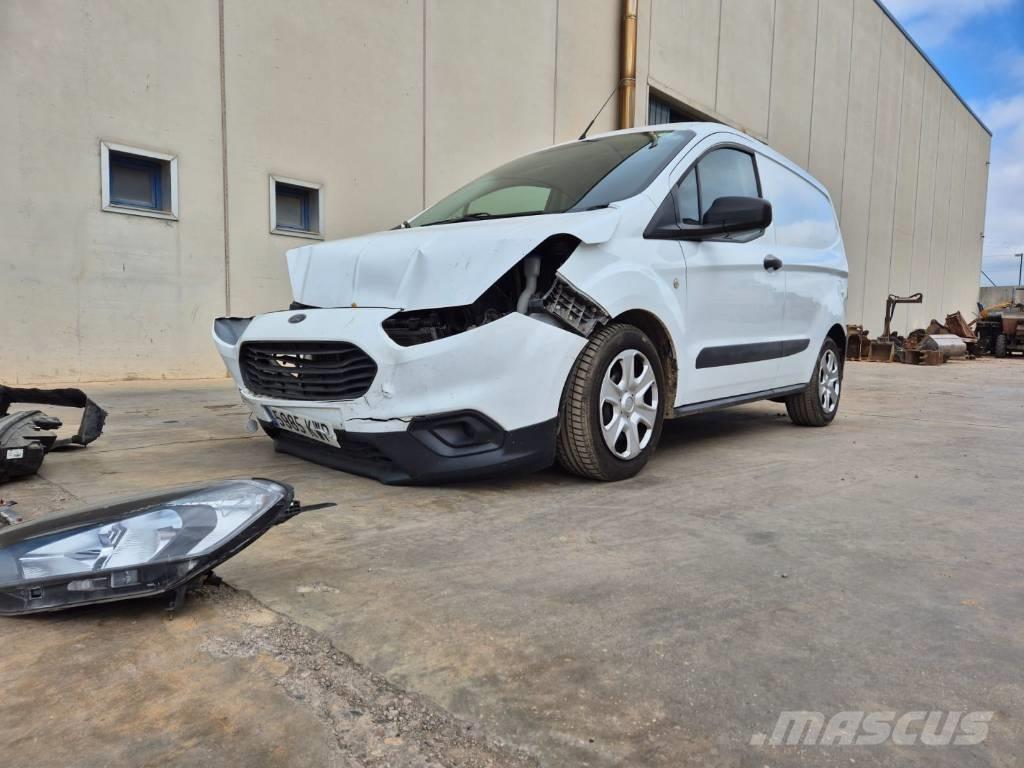 Ford Courier Sanduk kombiji