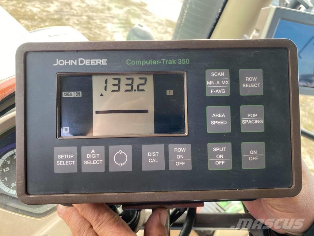 John Deere 1750 Sadilice