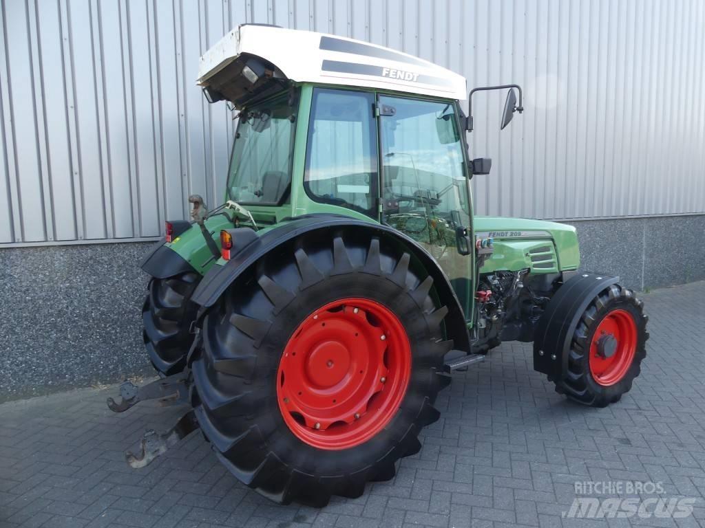 Fendt 209P Traktori