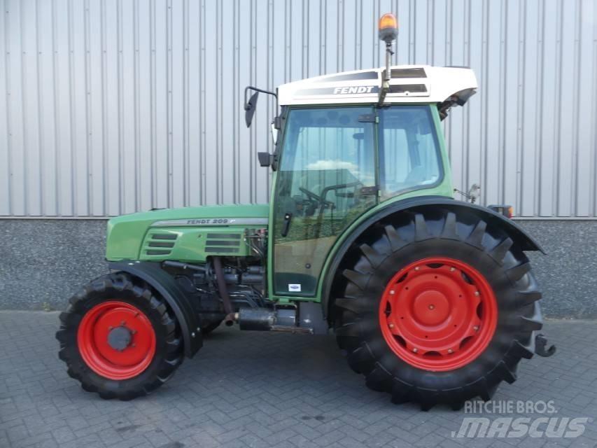 Fendt 209P Traktori