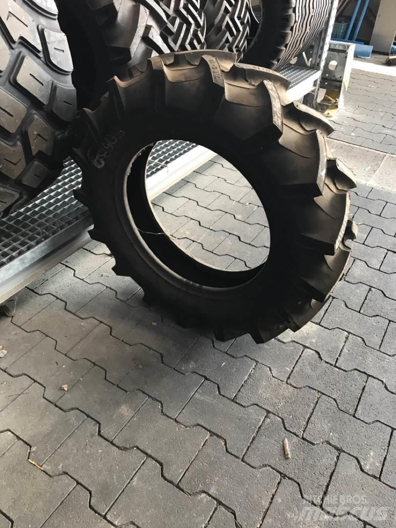 Pirelli 7.50-18 Gume, točkovi i felne