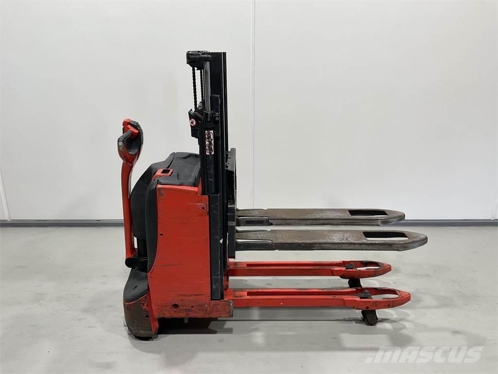 Linde D08 Samopogonski ručni viljuškari