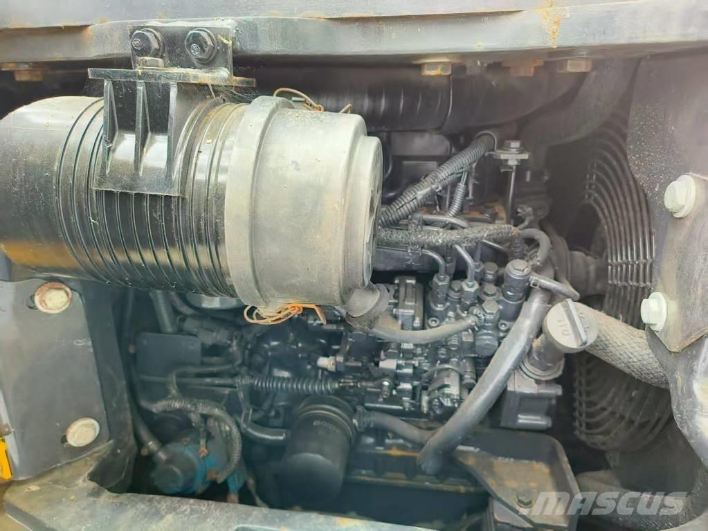 Komatsu PC 40 MR Mini bageri < 7t