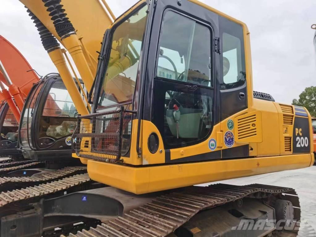 Komatsu PC 200-8 Bageri guseničari