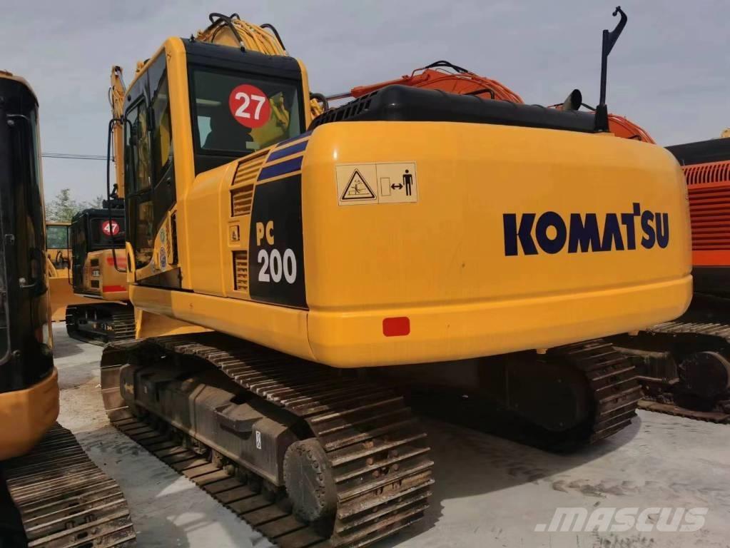 Komatsu PC 200-8 Bageri guseničari