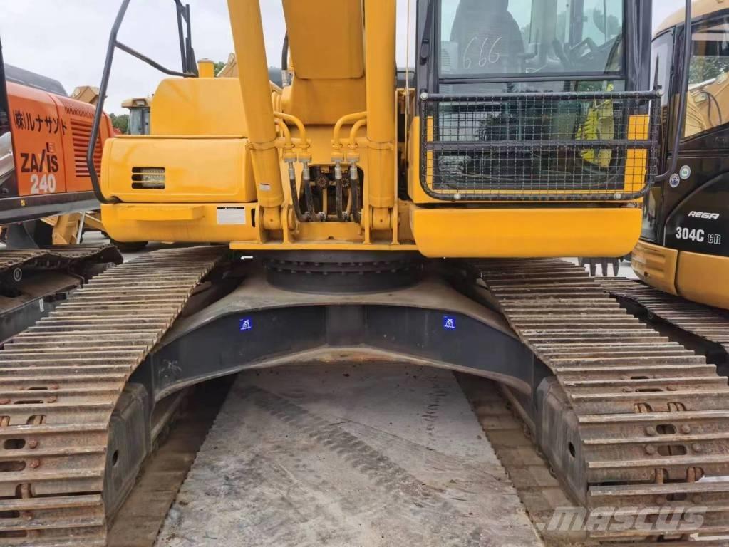 Komatsu PC 200-8 Bageri guseničari