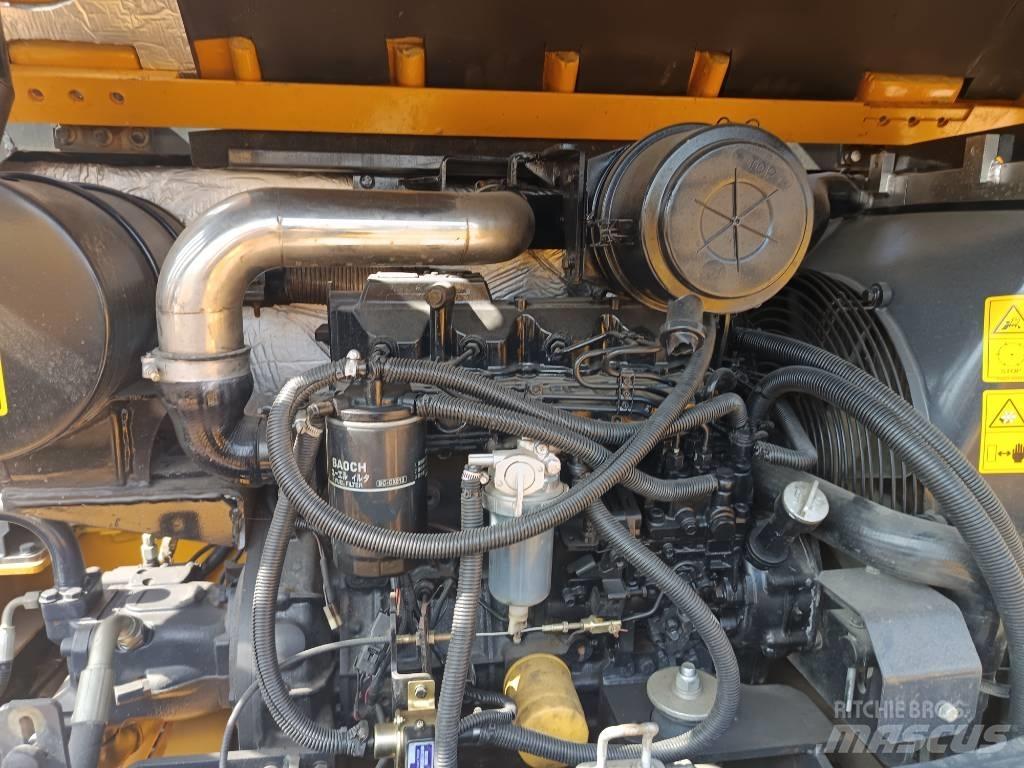 XCMG XE60DA Bageri guseničari