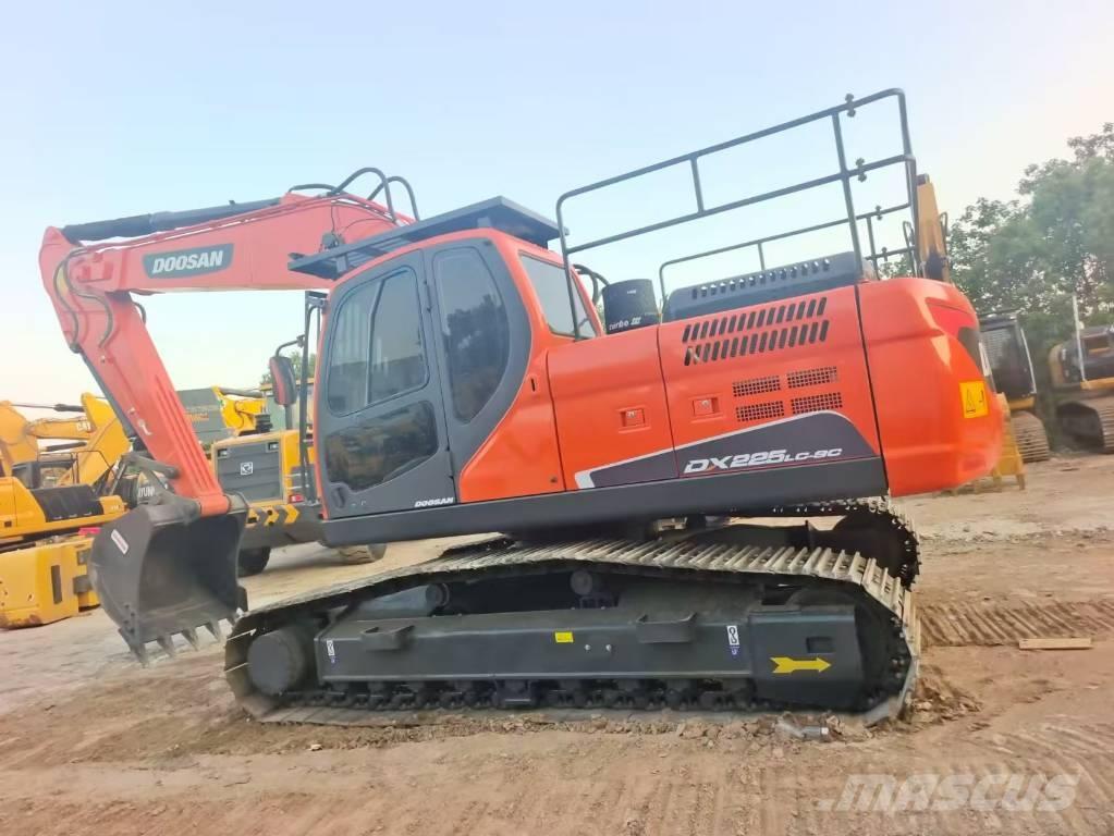 Doosan DX 225 Bageri guseničari