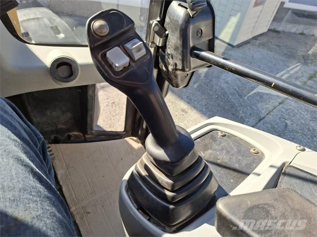 CAT 906H2 Utovarivači na točkove