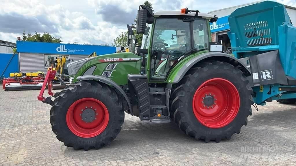 Fendt 724 Profi Traktori