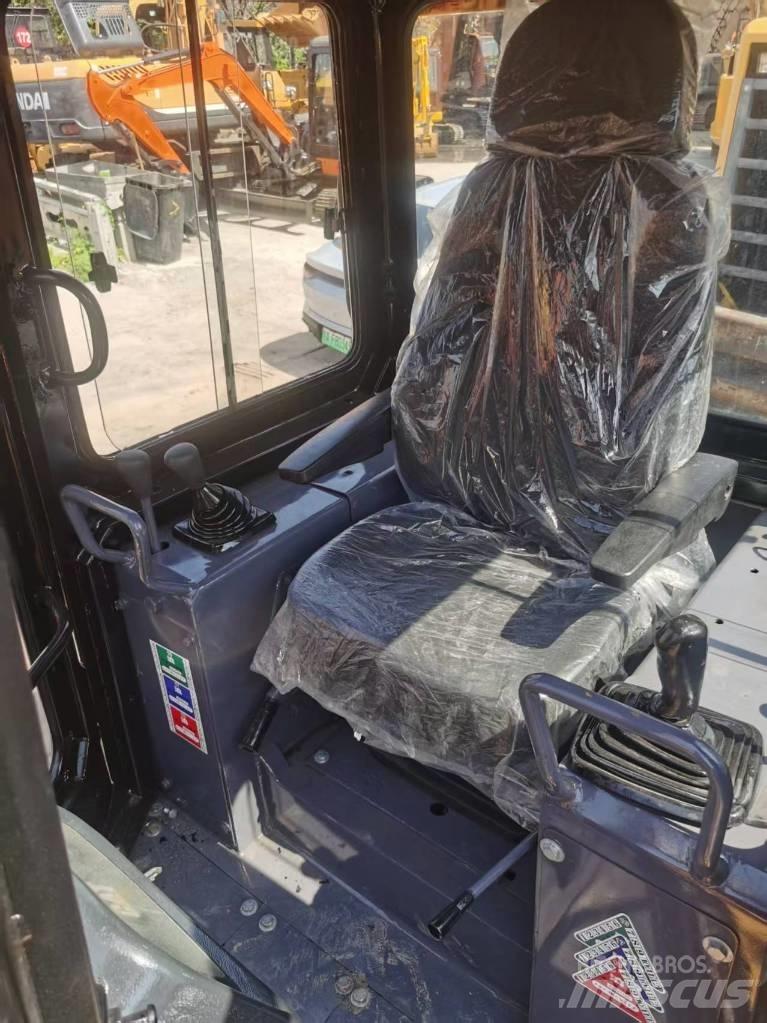 CAT D 5 K Buldožeri guseničari