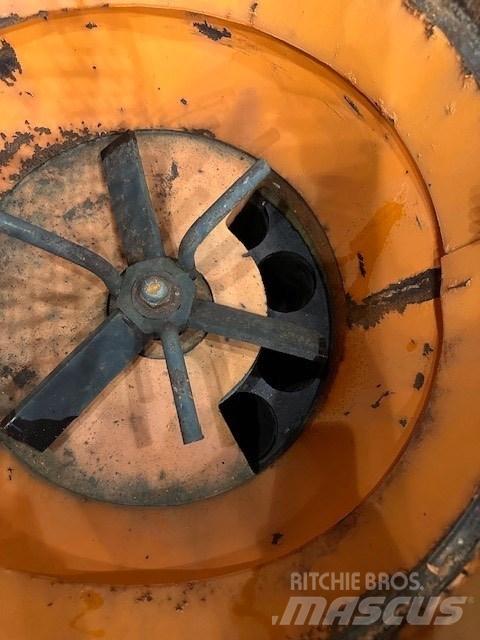 Meyco TORKRETNICA Kamionske beton pumpe