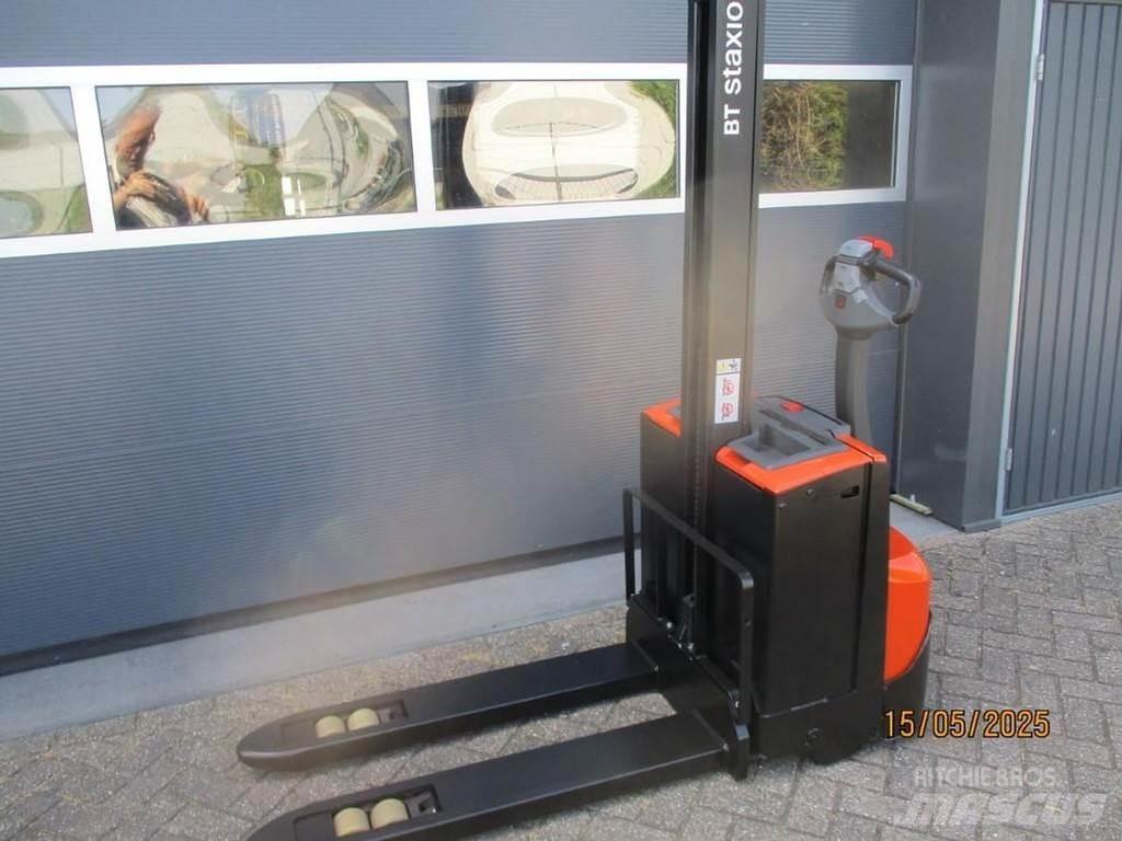 BT SWE 080L Ručni električni viljuškar