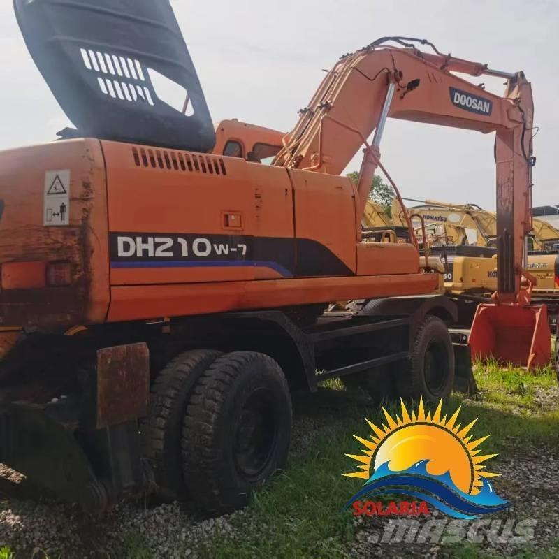 Doosan DH 210 W-7 Bageri točkaši