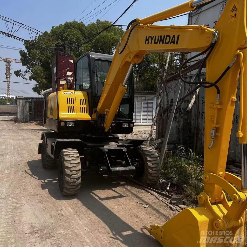 Hyundai R60W-7 Bageri točkaši