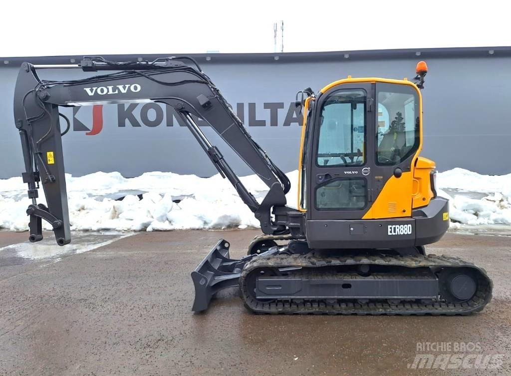 Volvo ECR88D Midi bageri 7t – 12t