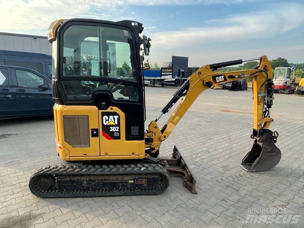 CAT 302 Mini bageri < 7t