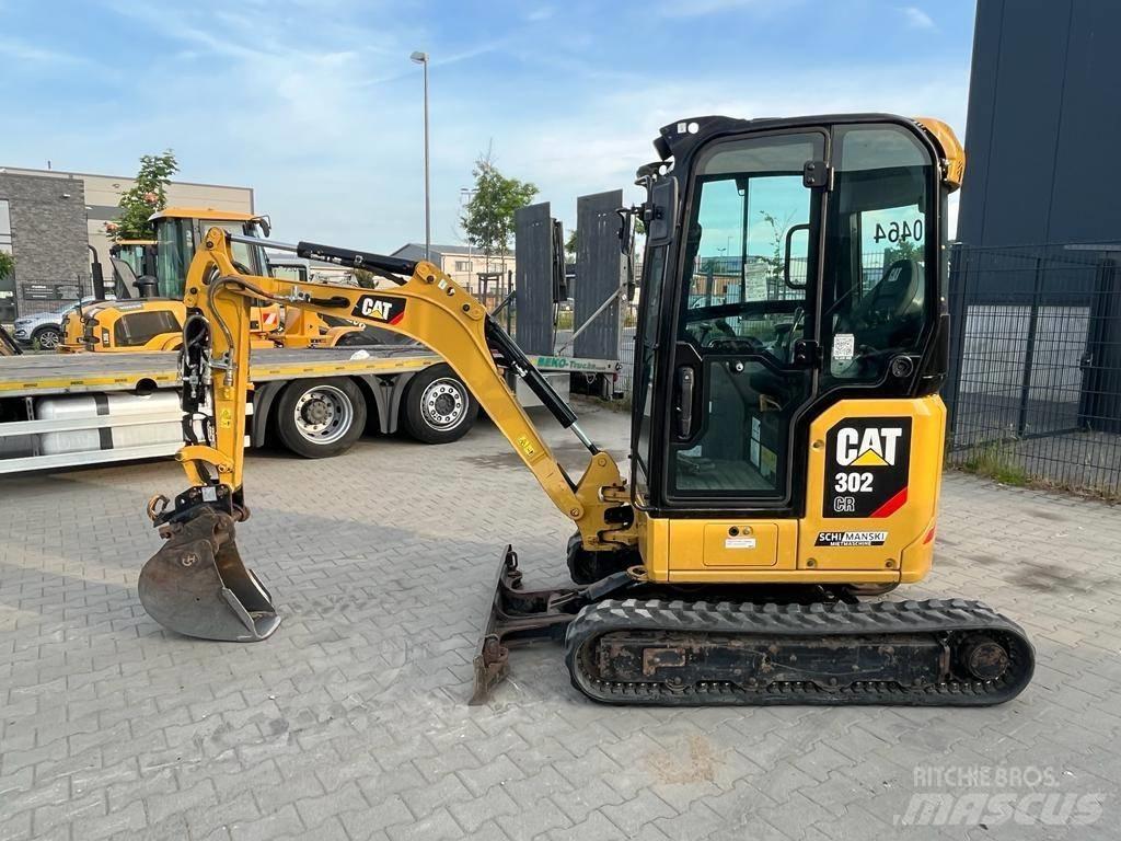 CAT 302 Mini bageri < 7t