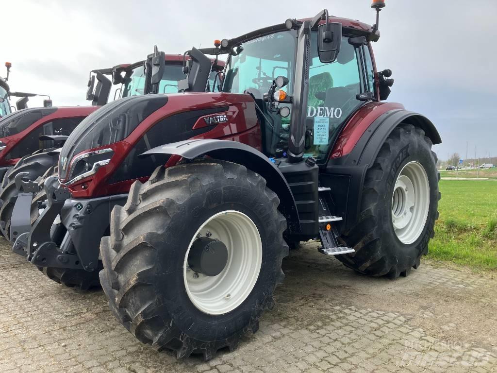 Valtra T225 Versu Traktori