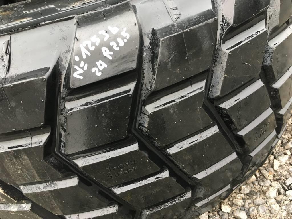  MAGNA TYRES 24R20.5 Gume, točkovi i felne