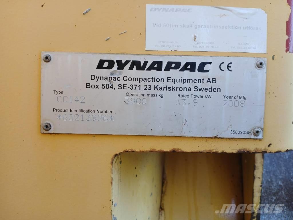 Dynapac CC142, Vält Valjci sa duplim bubnjem