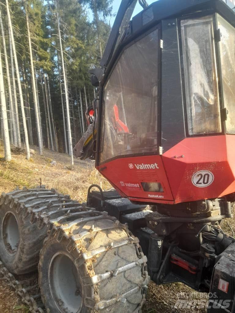 Valmet 911.3 Harversteri