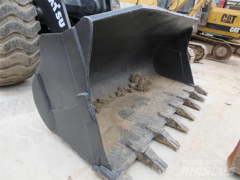Komatsu WA 380-3 Utovarivači na točkove