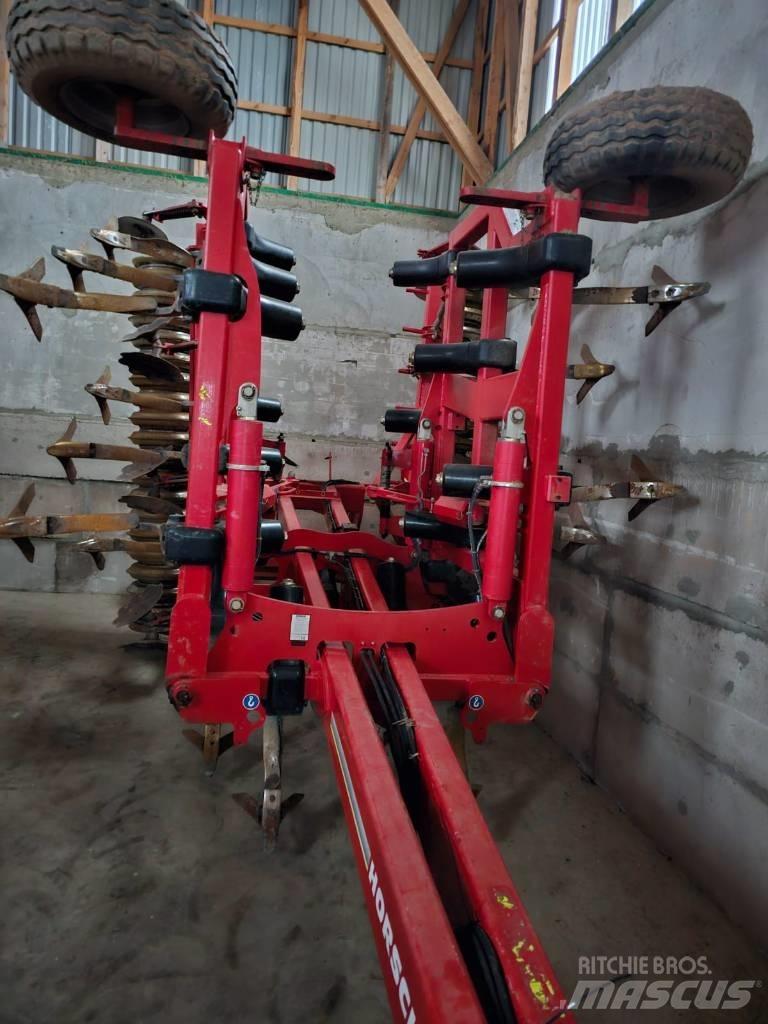 Horsch Terrano 6 FX Kultivatori