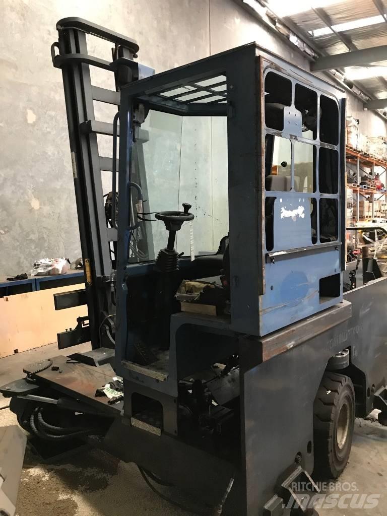 Combilift C 4000 Bočni viljuškari