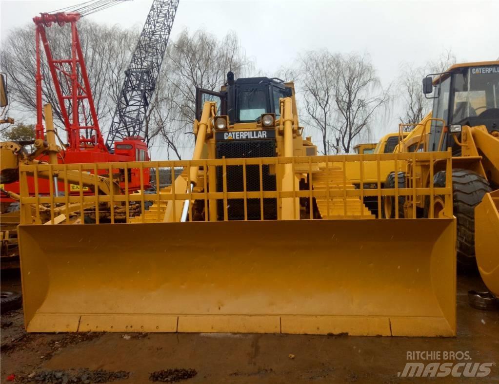 CAT D 7 R Buldožeri guseničari