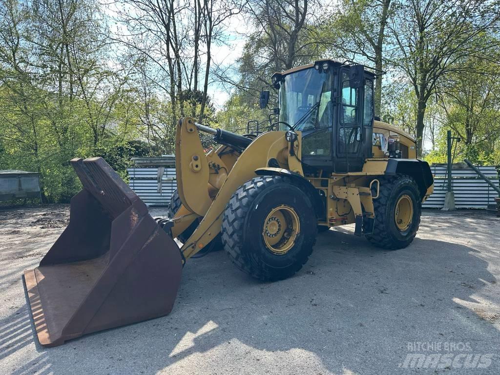 CAT 930M Utovarivači na točkove