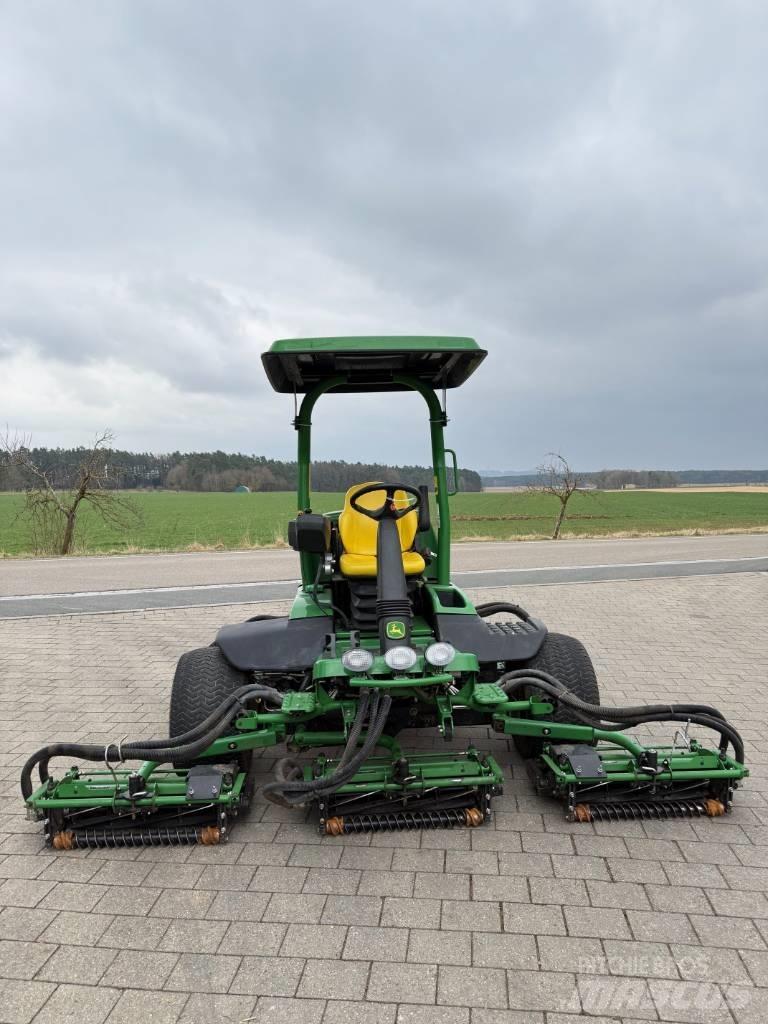 John Deere 8900 A Kosilice za otvoren prostor