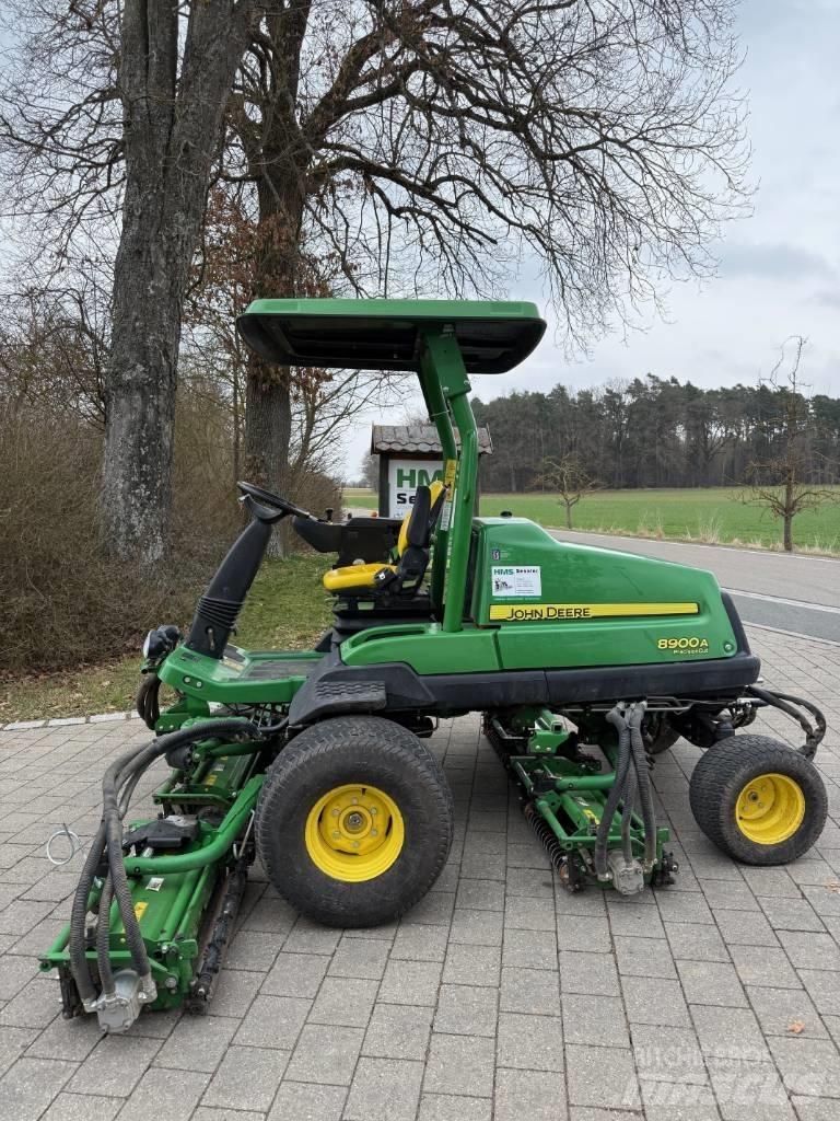 John Deere 8900 A Kosilice za otvoren prostor
