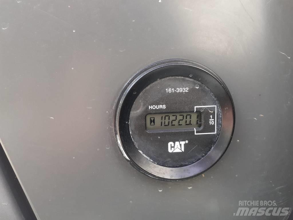 CAT 319 D L Bageri guseničari