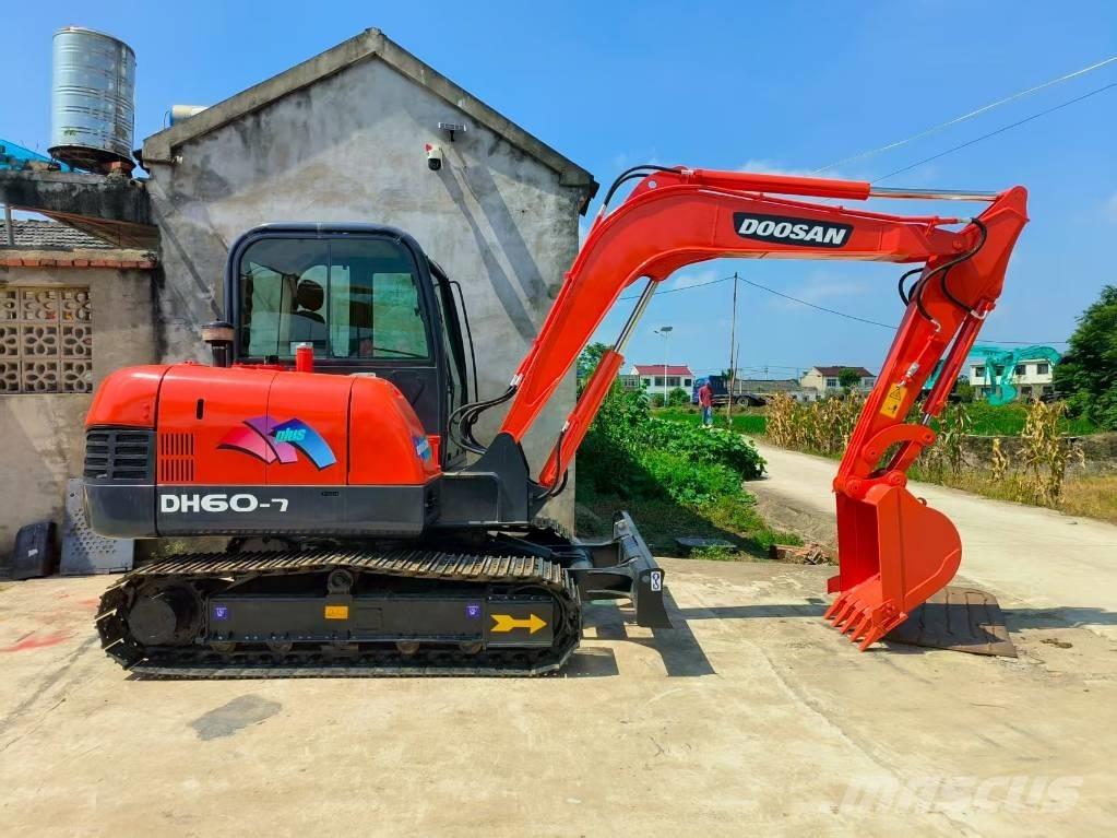 Doosan DH 60 Mini bageri < 7t