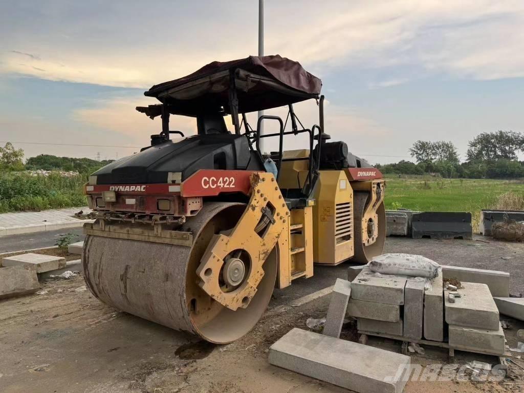Dynapac CC422 Valjci sa duplim bubnjem