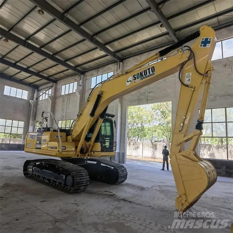 Komatsu PC200-8 Bageri guseničari