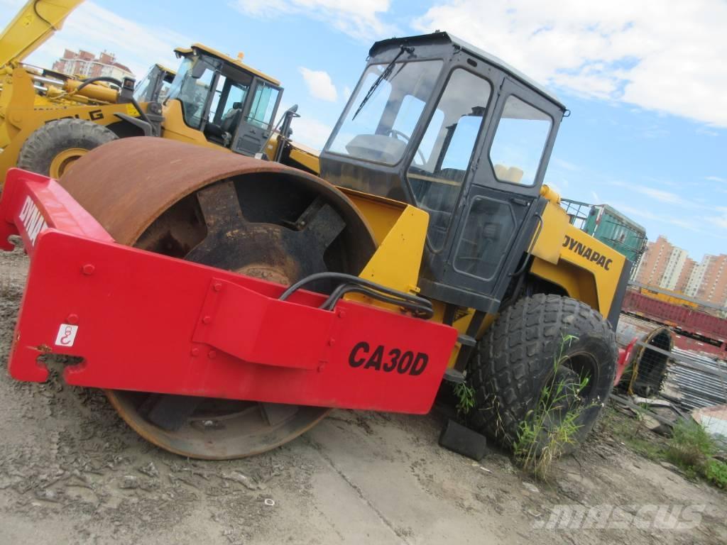 Dynapac CA 30 D Valjci sa jednim bubnjem