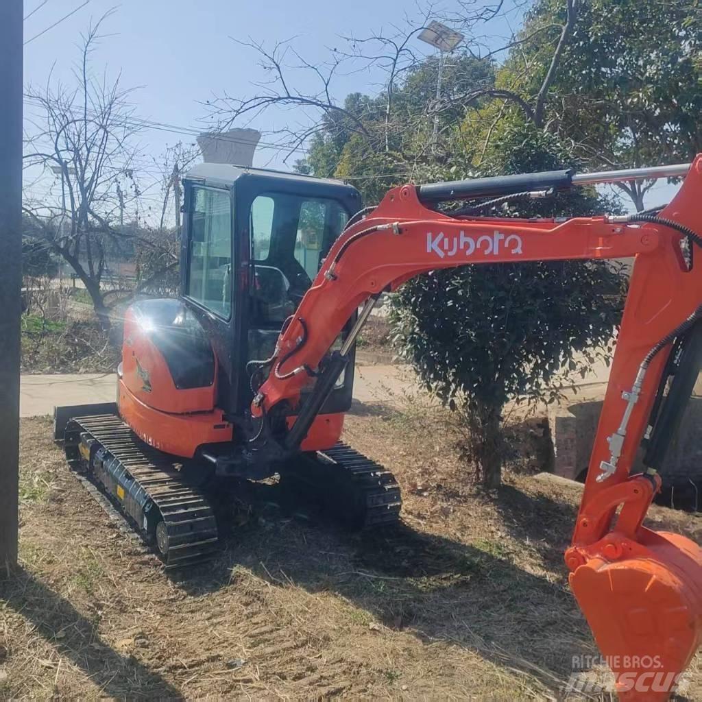 Kubota U 35 Bageri guseničari
