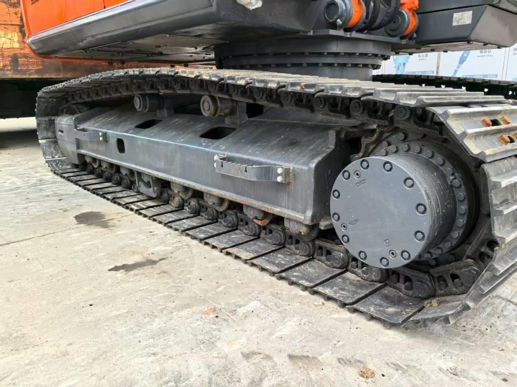 Hitachi ZX 240 HG Bageri guseničari