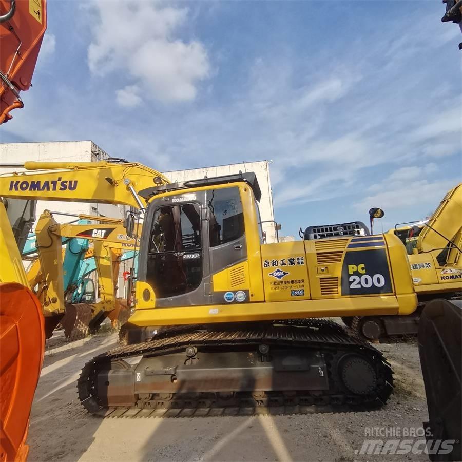 Komatsu pc200-8 Bageri guseničari