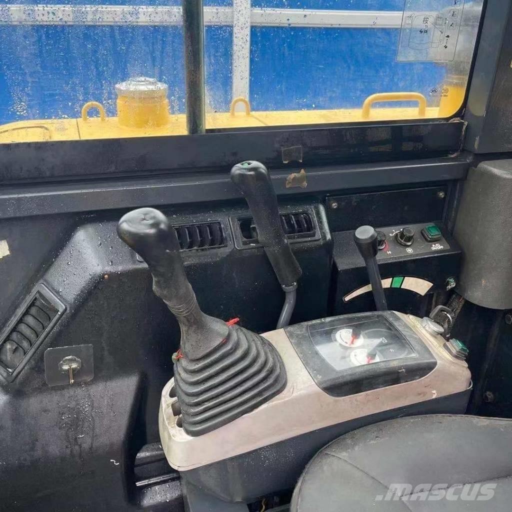 Komatsu PC56-7 Mini bageri < 7t