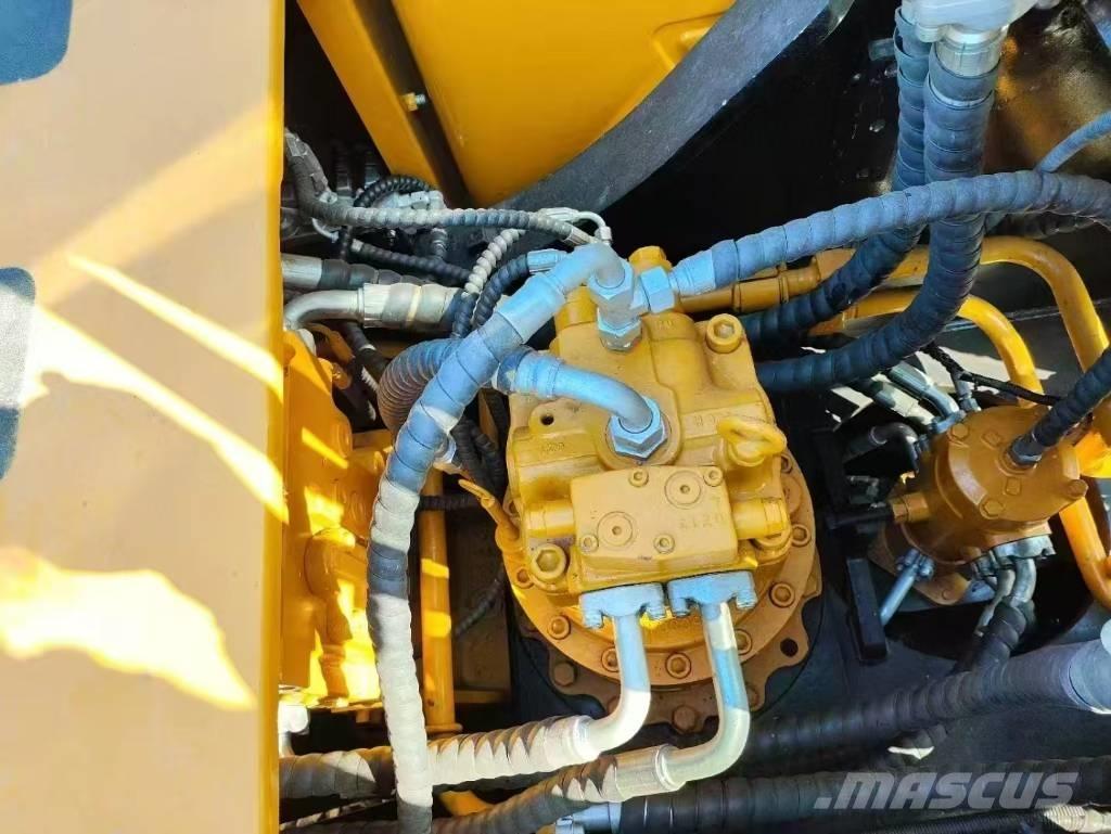 Sany SY215C Bageri guseničari