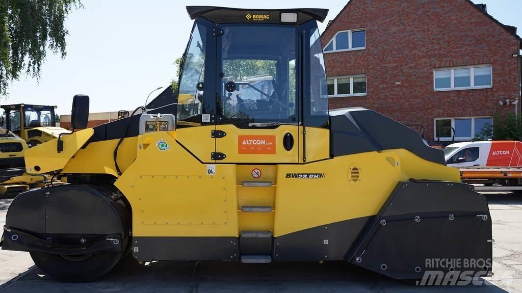 Bomag BW 28 RH Gumeni valjci na točkovima