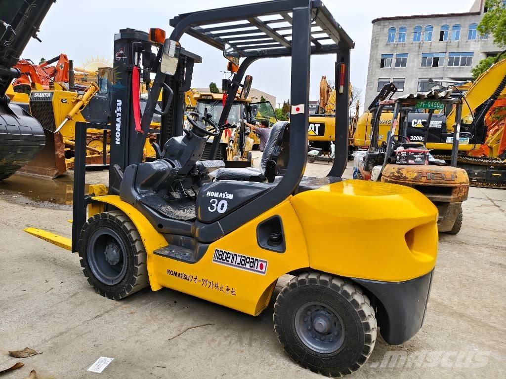 Komatsu FD 30 Dizelski viljuškari