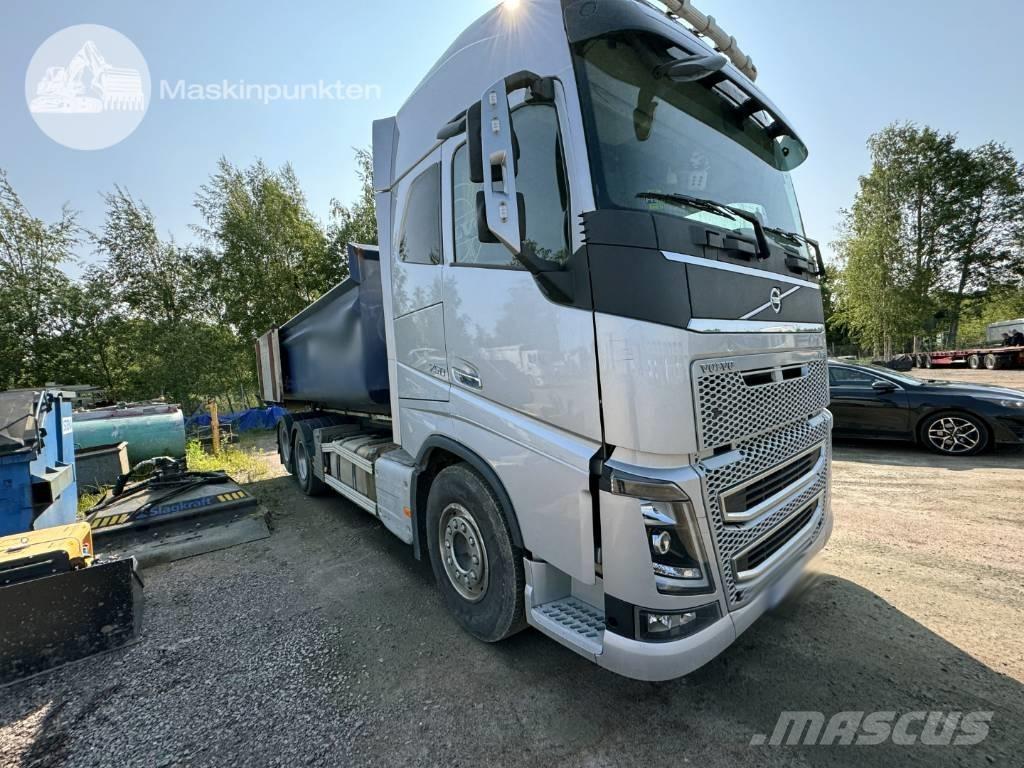 Volvo FH 16 750 Rol kiper kamioni sa kukom za podizanje tereta