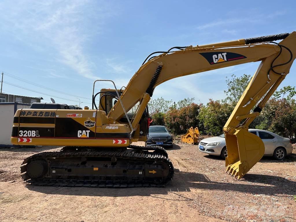 CAT 320 B L Bageri guseničari